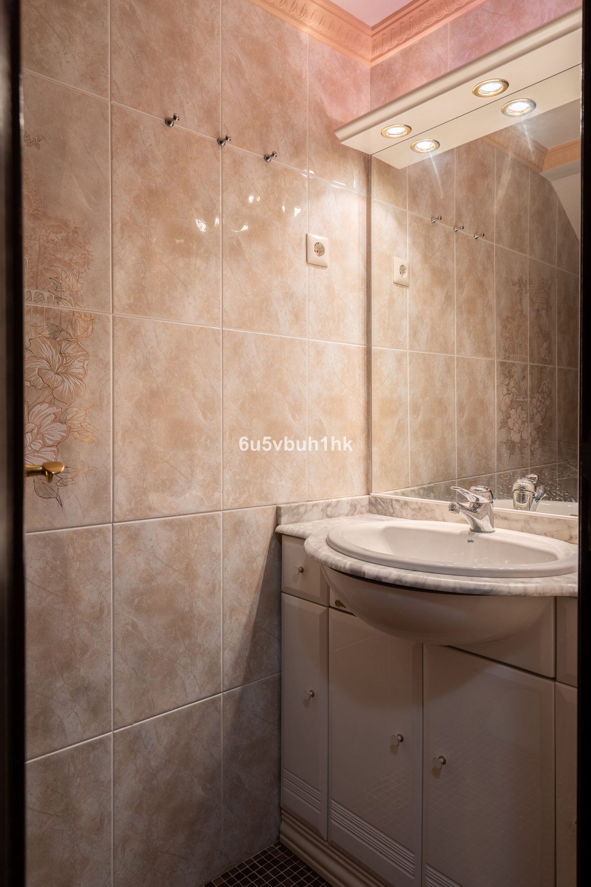 Property main view 48