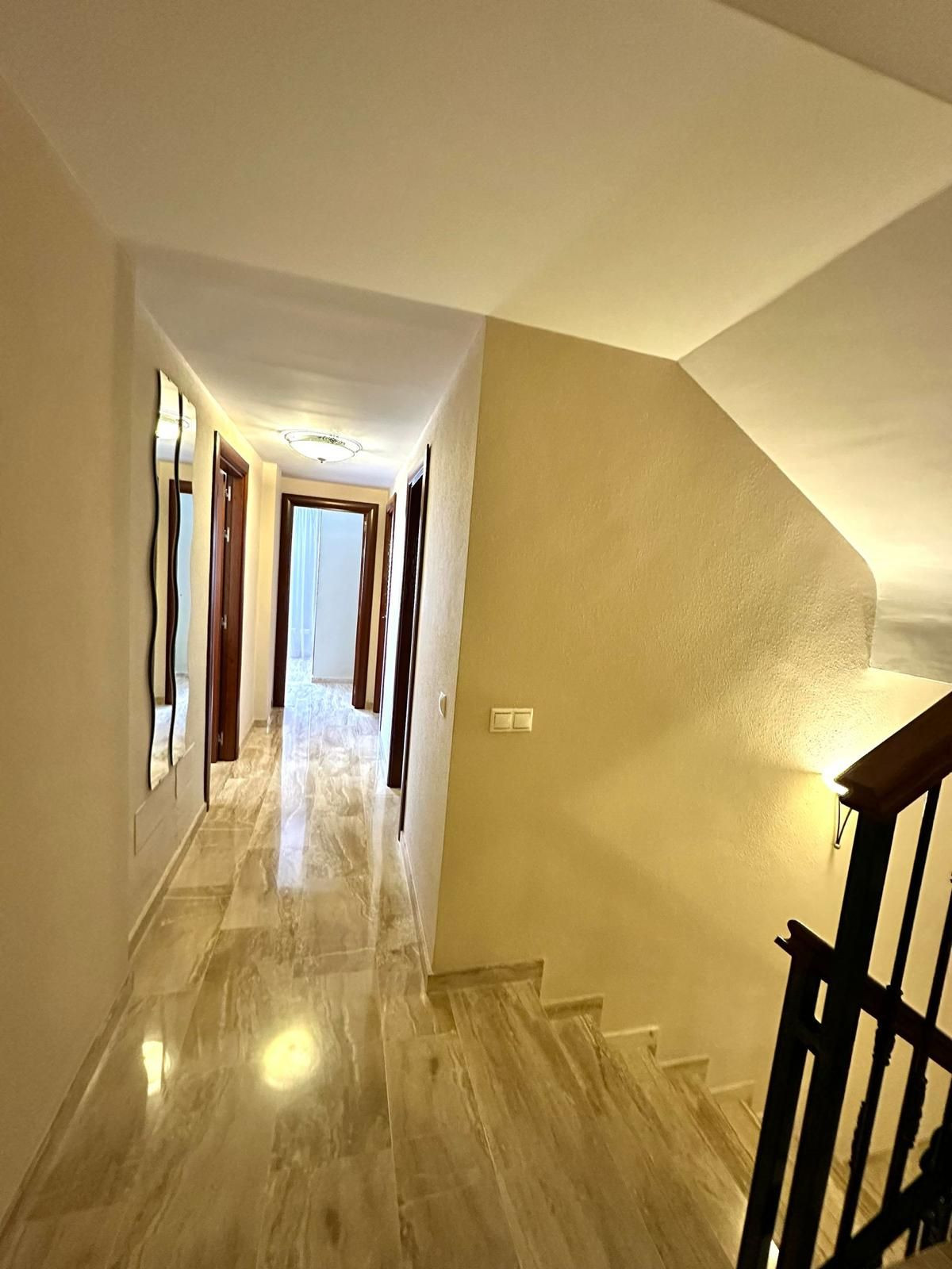 Huis te koop in Calahonda | 4 slaapkamers H5341957