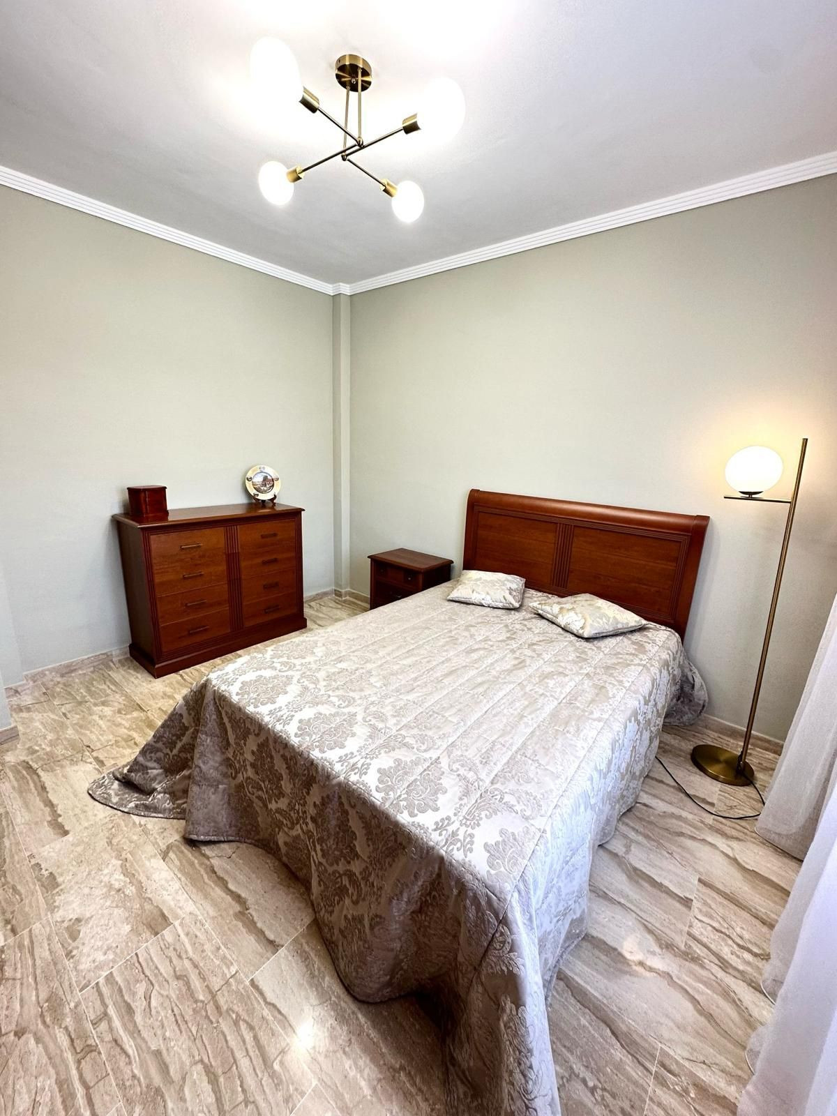 Huis te koop in Calahonda | 4 slaapkamers H5341957