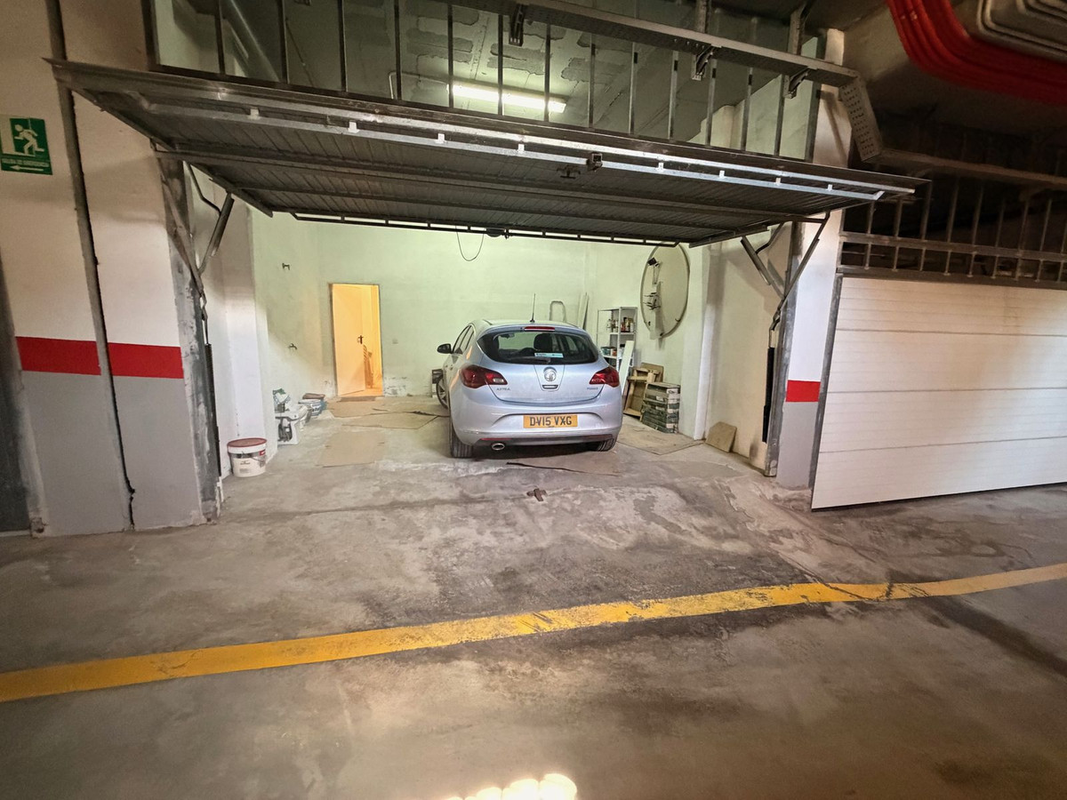 Huis te koop in Calahonda | 4 slaapkamers H5342029