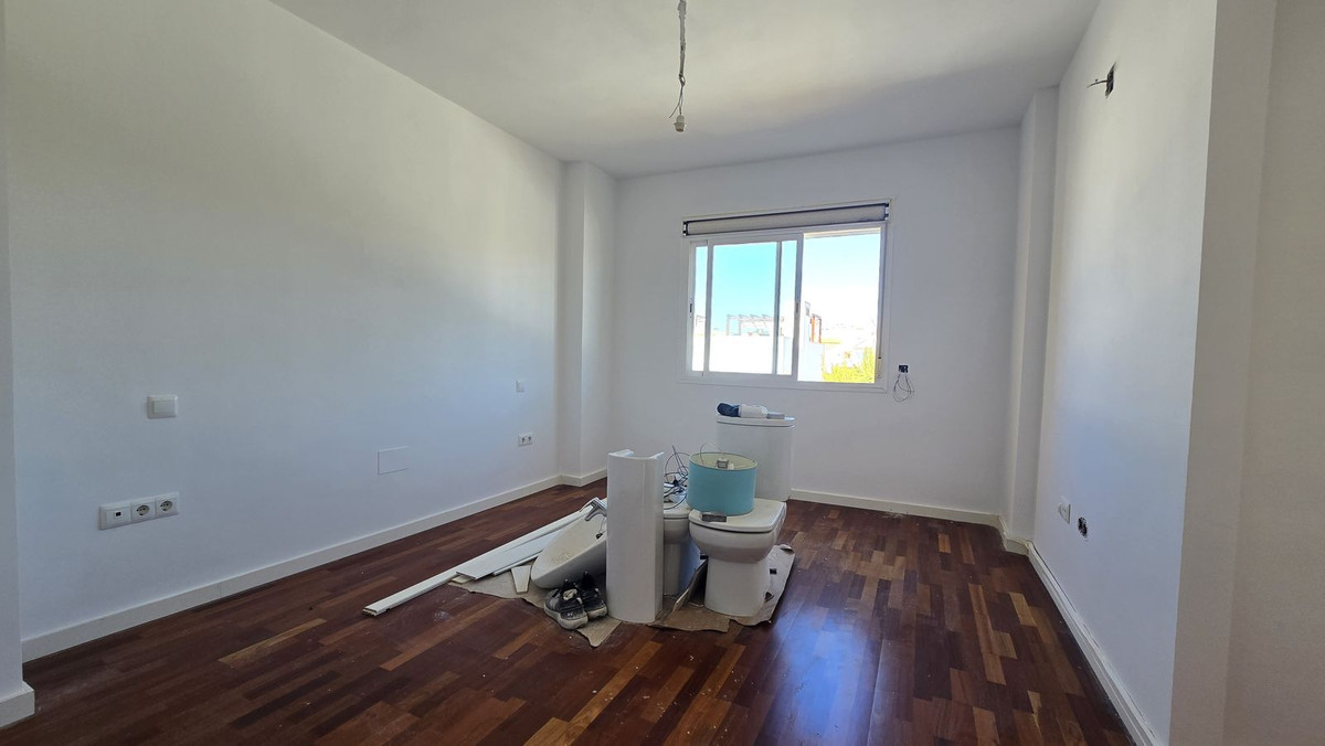 Huis te koop in Calahonda | 4 slaapkamers H5346652