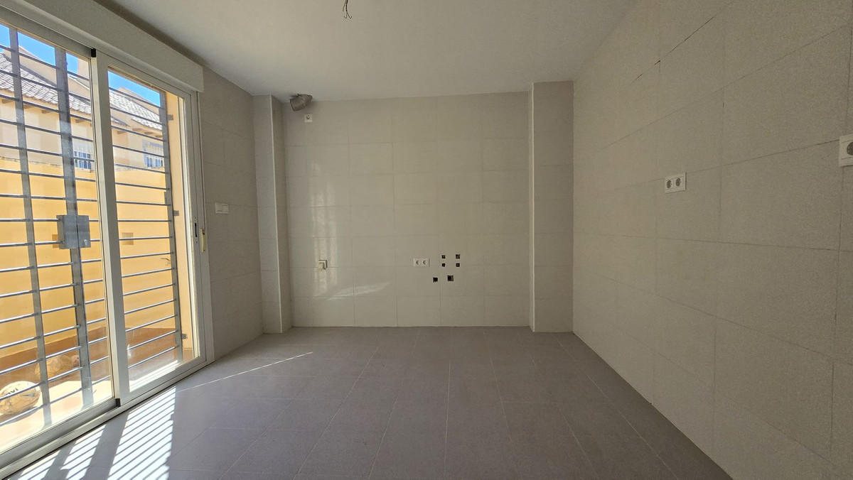 Huis te koop in Calahonda | 4 slaapkamers H5346652