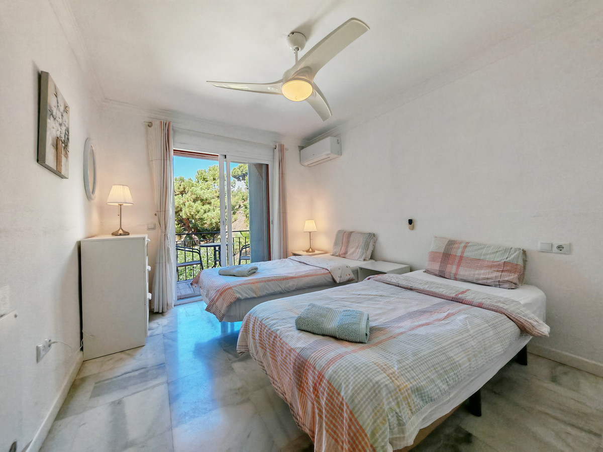 Huis te koop in Calahonda | 5 slaapkamers H5348209