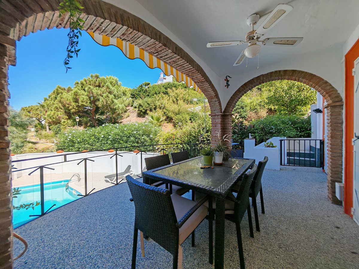 Huis te koop in Calahonda | 5 slaapkamers H5348209