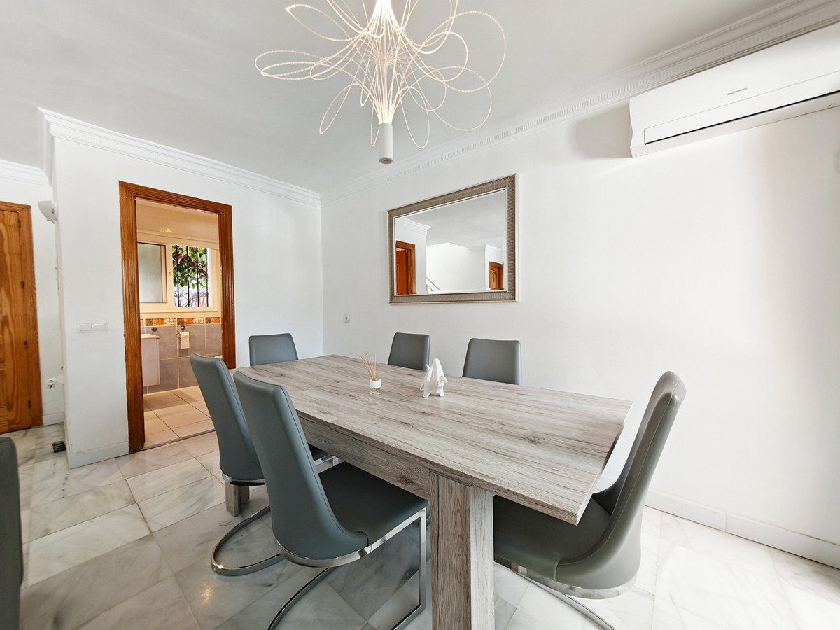 Huis te koop in Calahonda | 5 slaapkamers H5348209