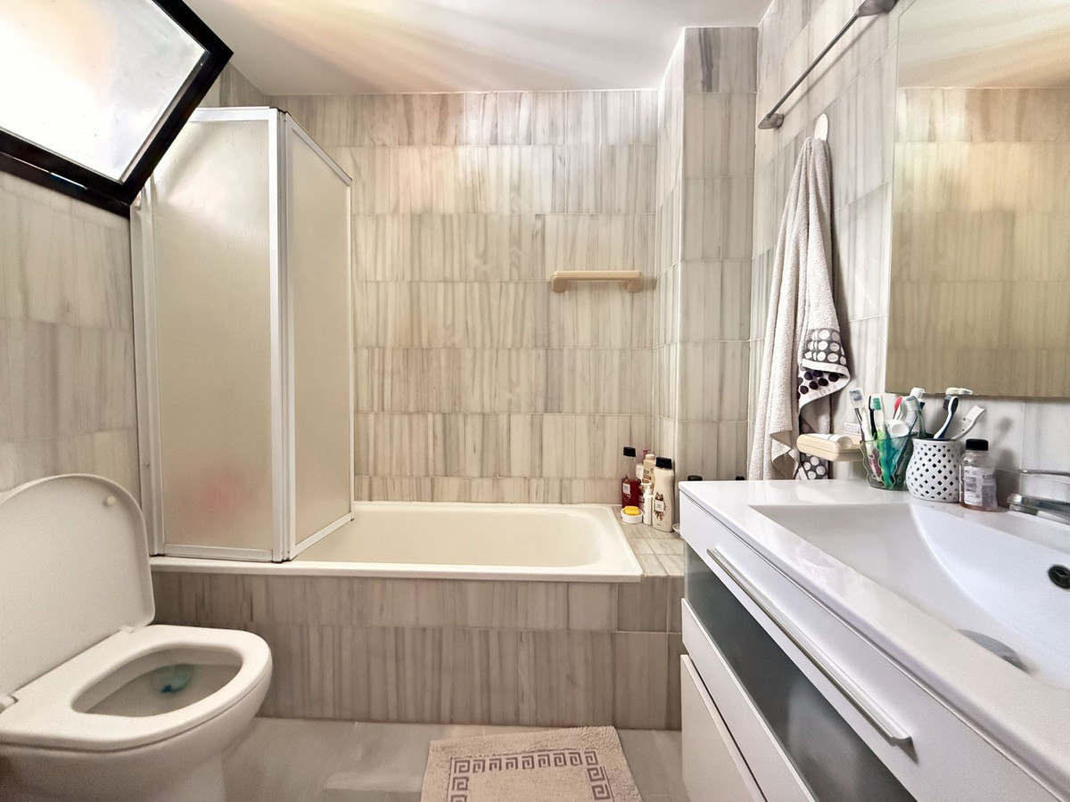 Huis te koop in Calahonda | 4 slaapkamers H5357191