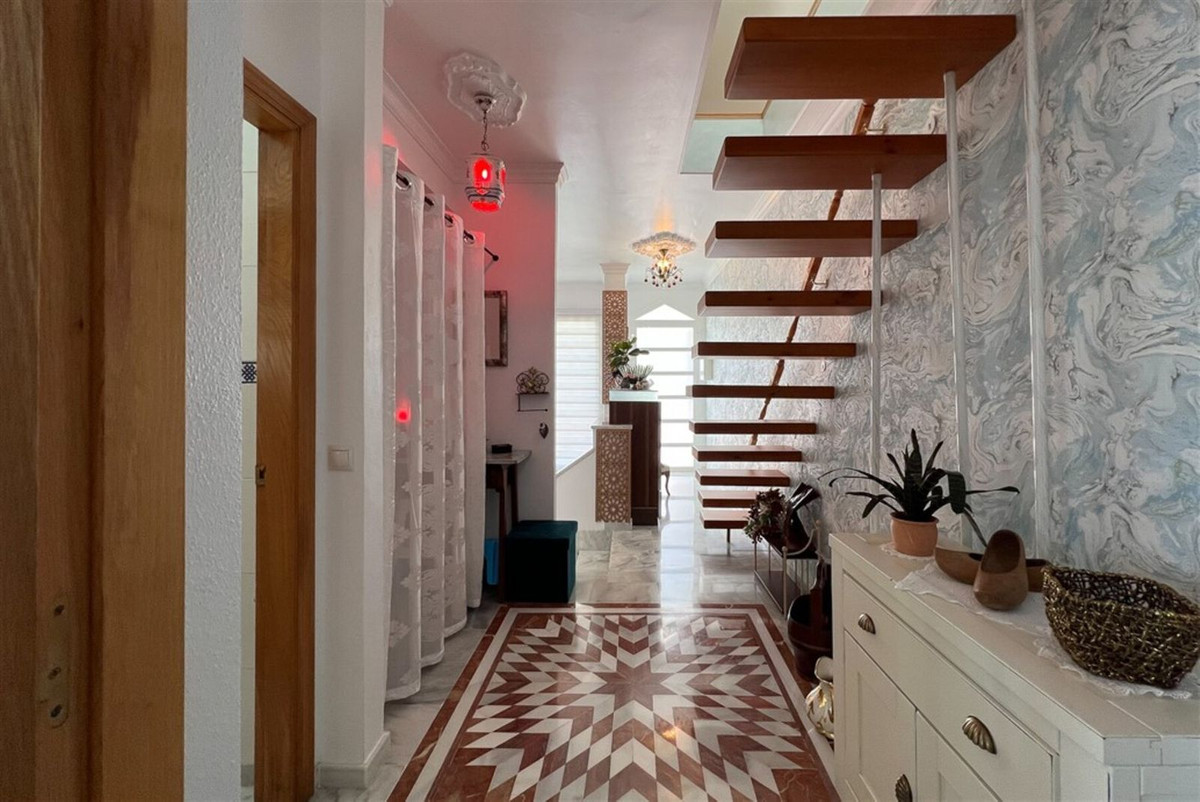 Huis te koop in Calahonda | 4 slaapkamers H5360698