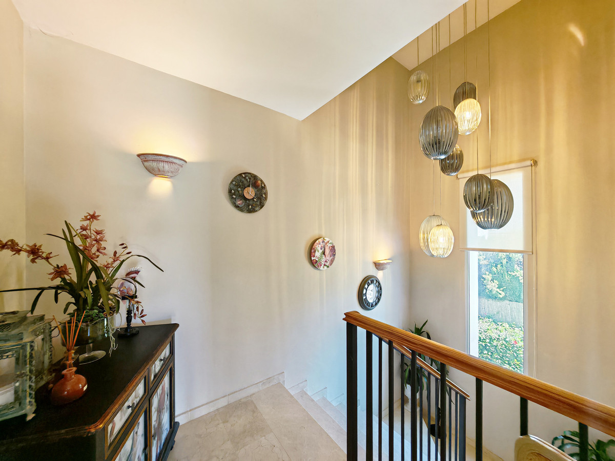 Huis te koop in Calahonda | 4 slaapkamers H5362192