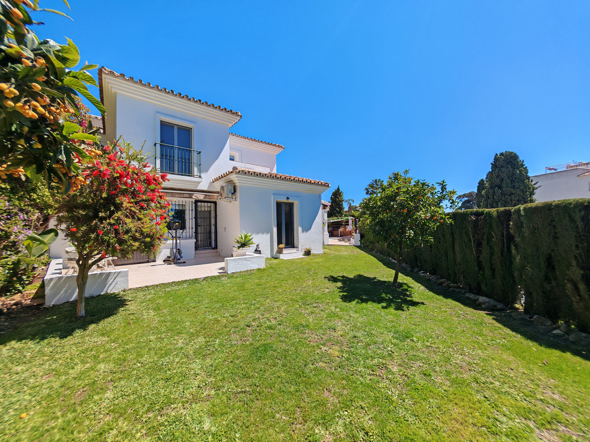 Huis te koop in Calahonda | 4 slaapkamers H5362192