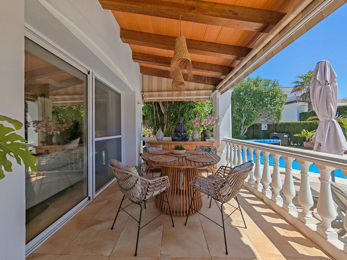 Huis te koop in Calahonda | 4 slaapkamers H5362192