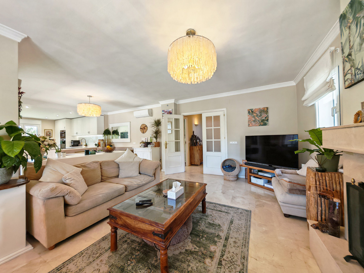 Huis te koop in Calahonda | 4 slaapkamers H5362192