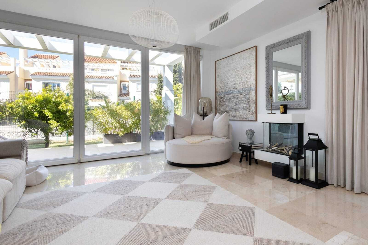 Huis te koop in Calahonda | 4 slaapkamers H5362729