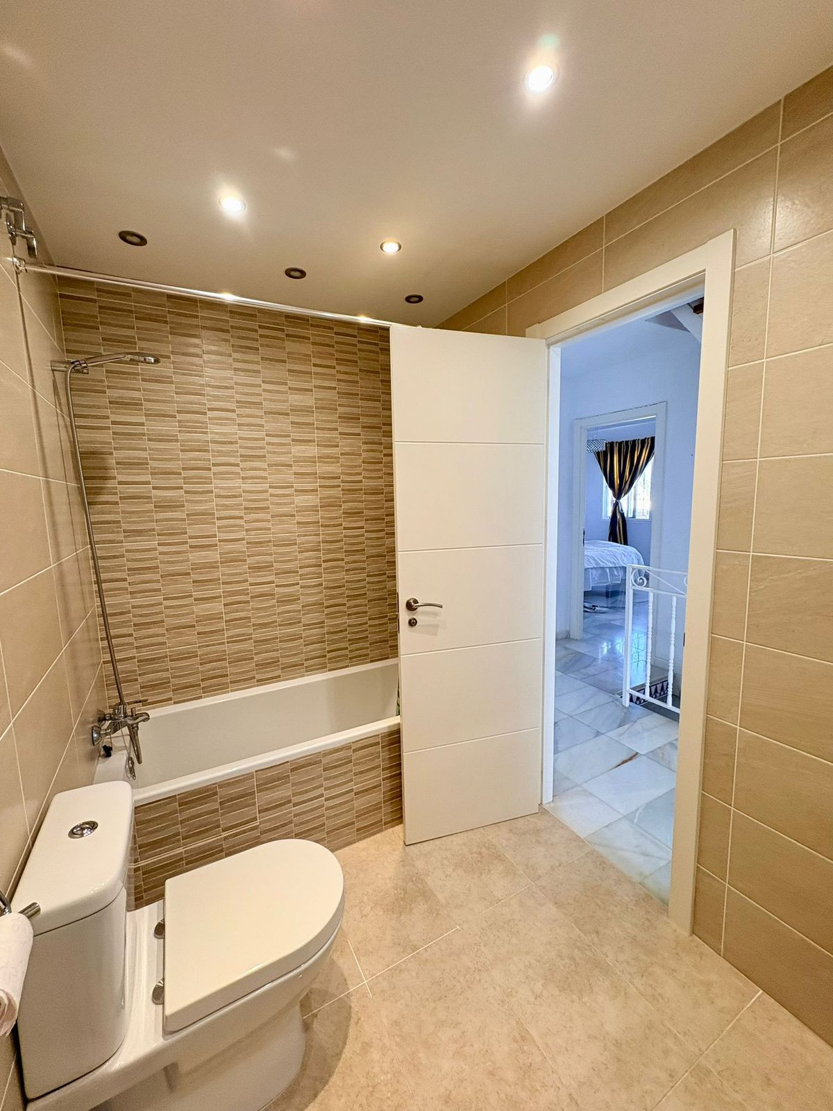 Huis te koop in Calahonda | 3 slaapkamers H5366206