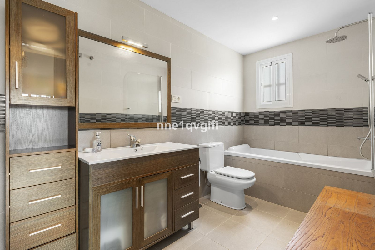 Huis te koop in Calahonda | 3 slaapkamers H5373832