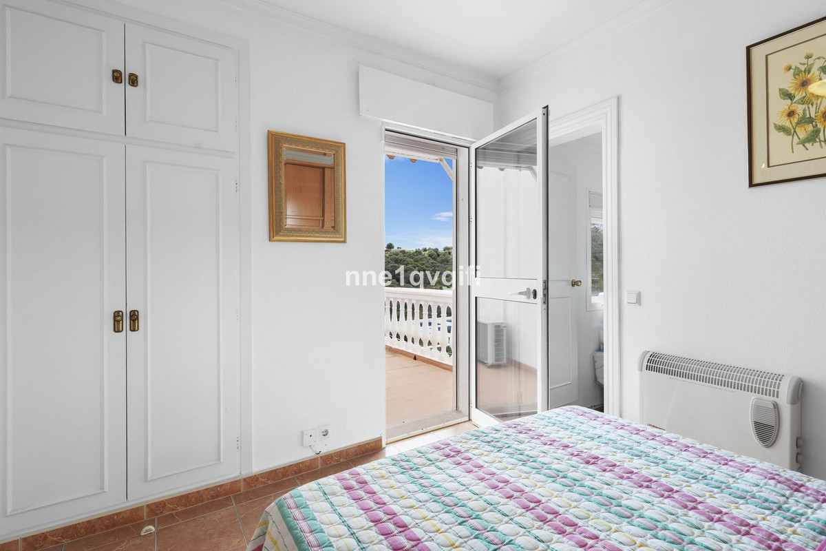 Huis te koop in Calahonda | 3 slaapkamers H5373832