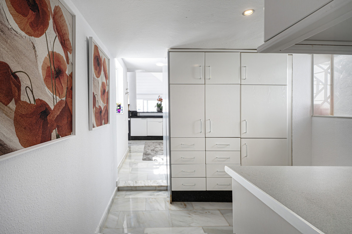 Huis te koop in Calahonda | 4 slaapkamers H5378089