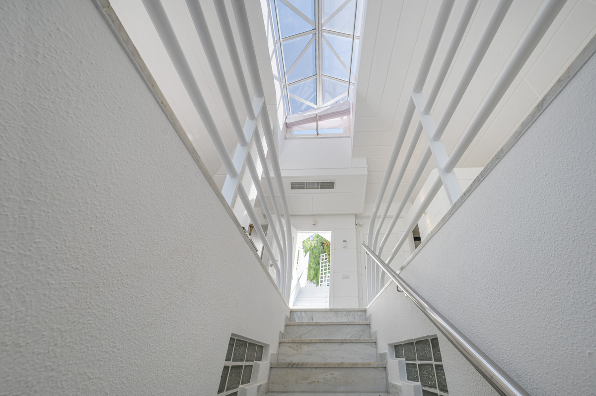 Huis te koop in Calahonda | 4 slaapkamers H5378089