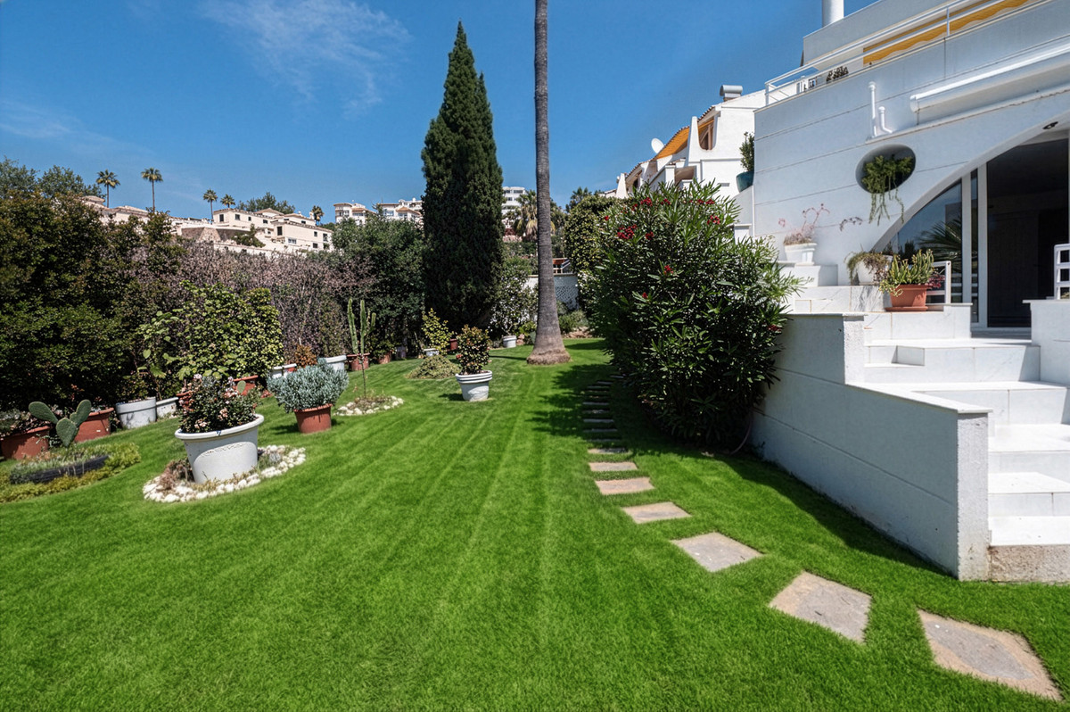 Huis te koop in Calahonda | 4 slaapkamers H5378089