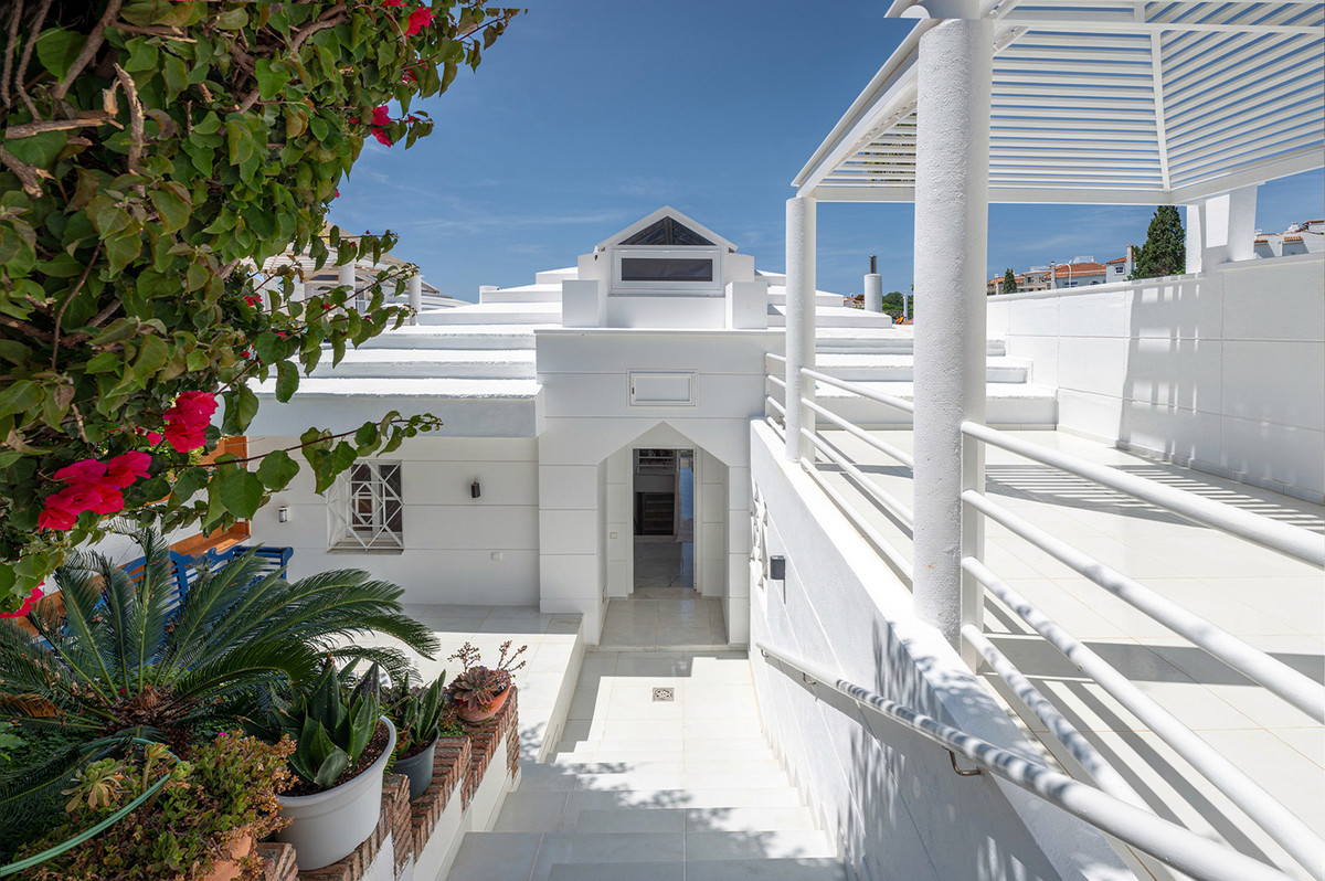 Huis te koop in Calahonda | 4 slaapkamers H5378089