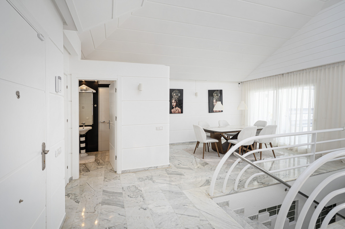 Huis te koop in Calahonda | 4 slaapkamers H5378089