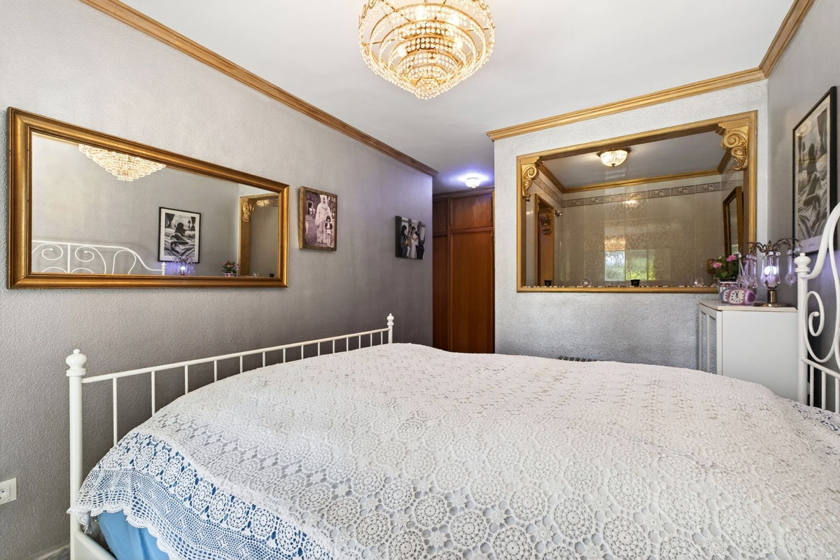 Huis te koop in Calahonda | 4 slaapkamers H5379025