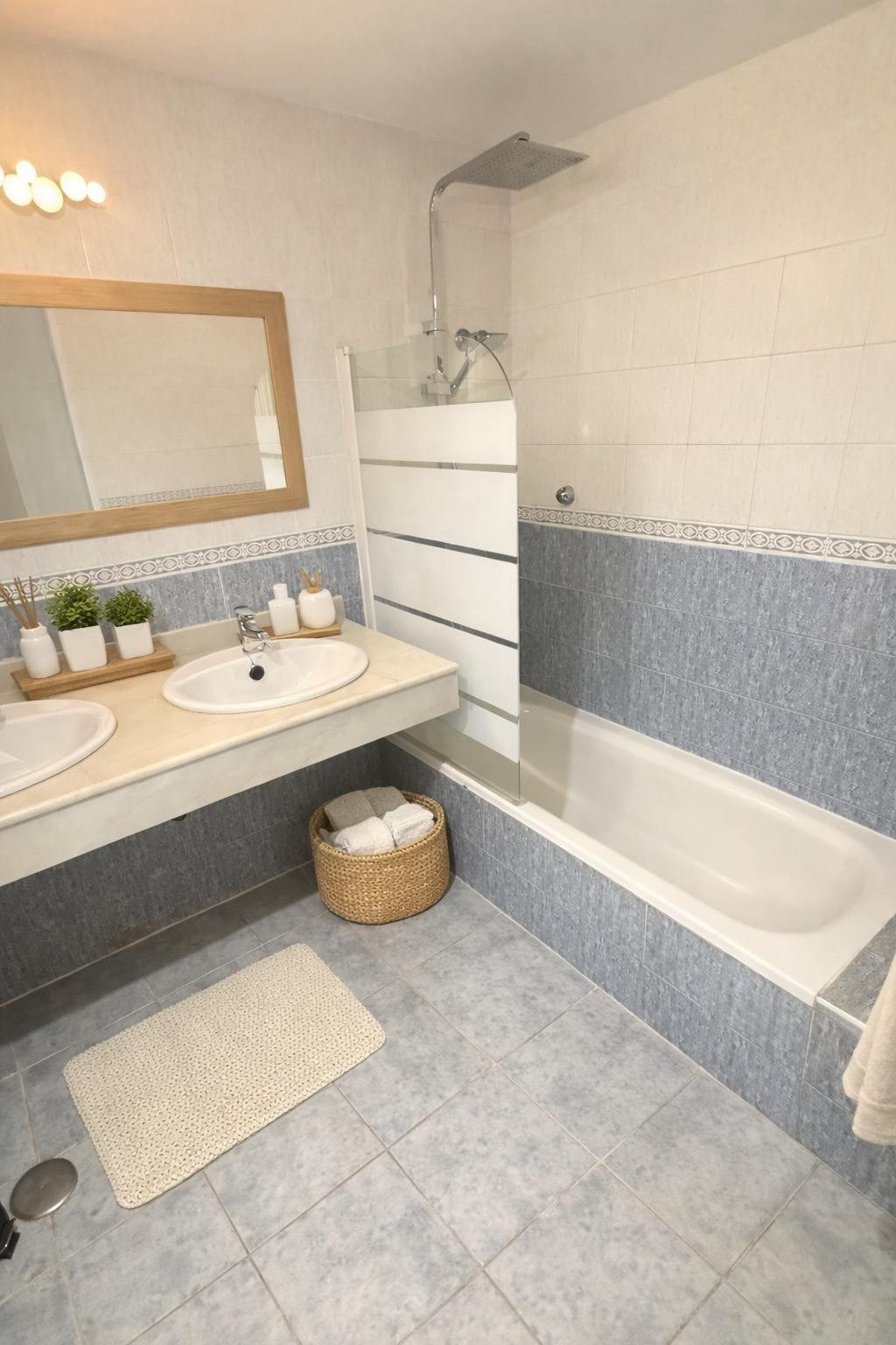 Huis te koop in Calahonda | 3 slaapkamers H5382424