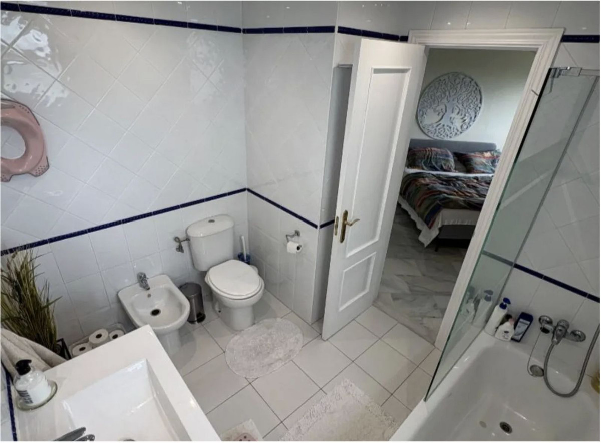 Appartement te koop in Calahonda | 3 slaapkamers H5386735