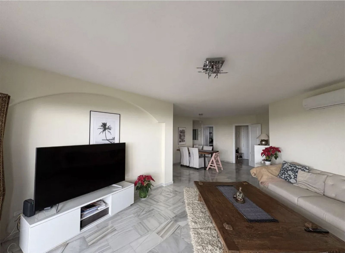 Appartement te koop in Calahonda | 3 slaapkamers H5386735