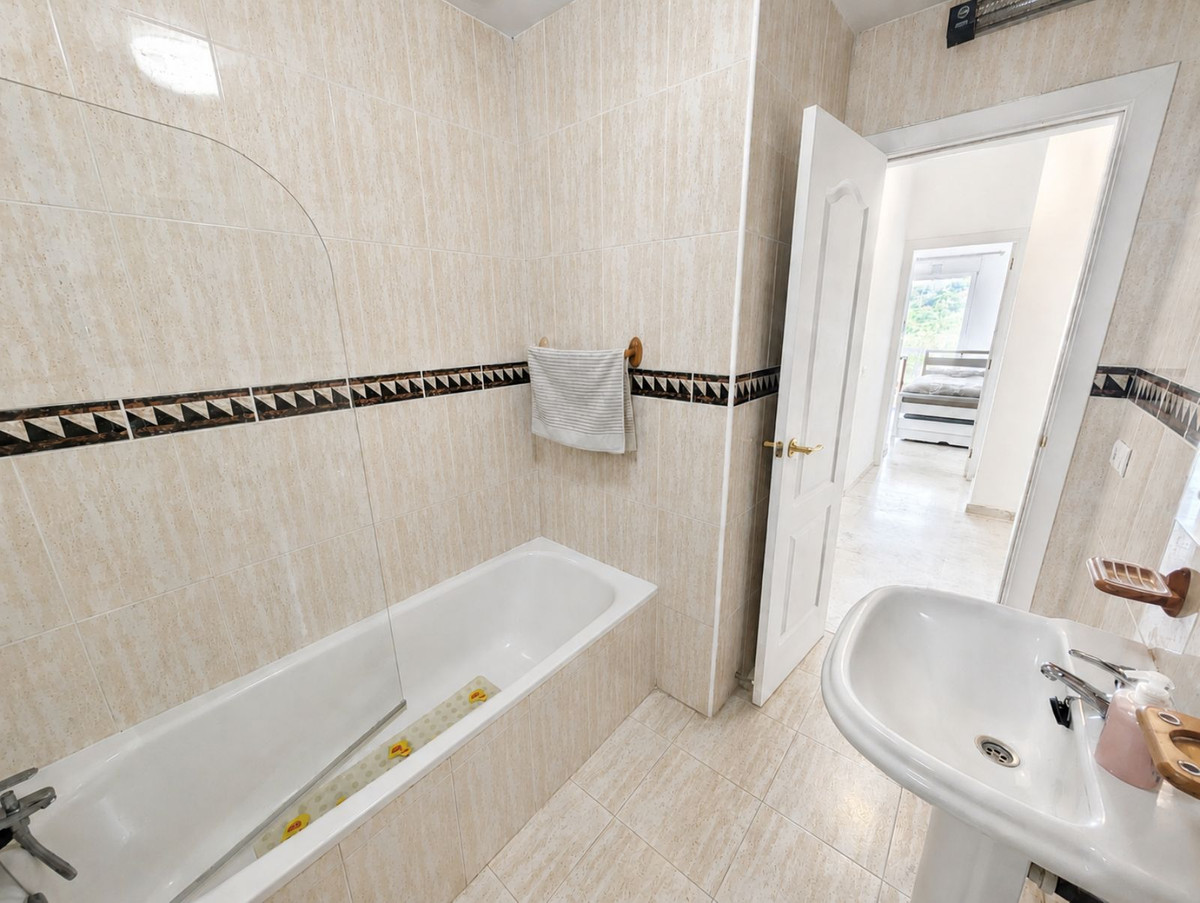 Appartement te koop in Calahonda | 2 slaapkamers H5387185