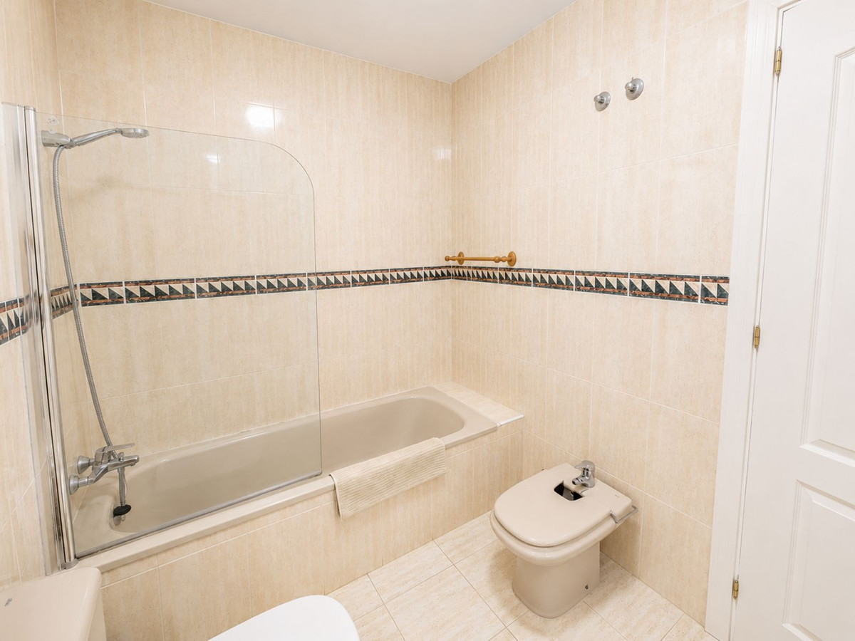 Appartement te koop in Calahonda | 2 slaapkamers H5387185