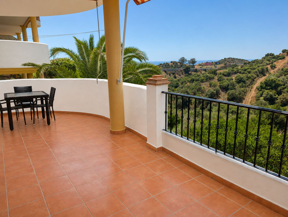 Appartement te koop in Calahonda | 2 slaapkamers H5387185