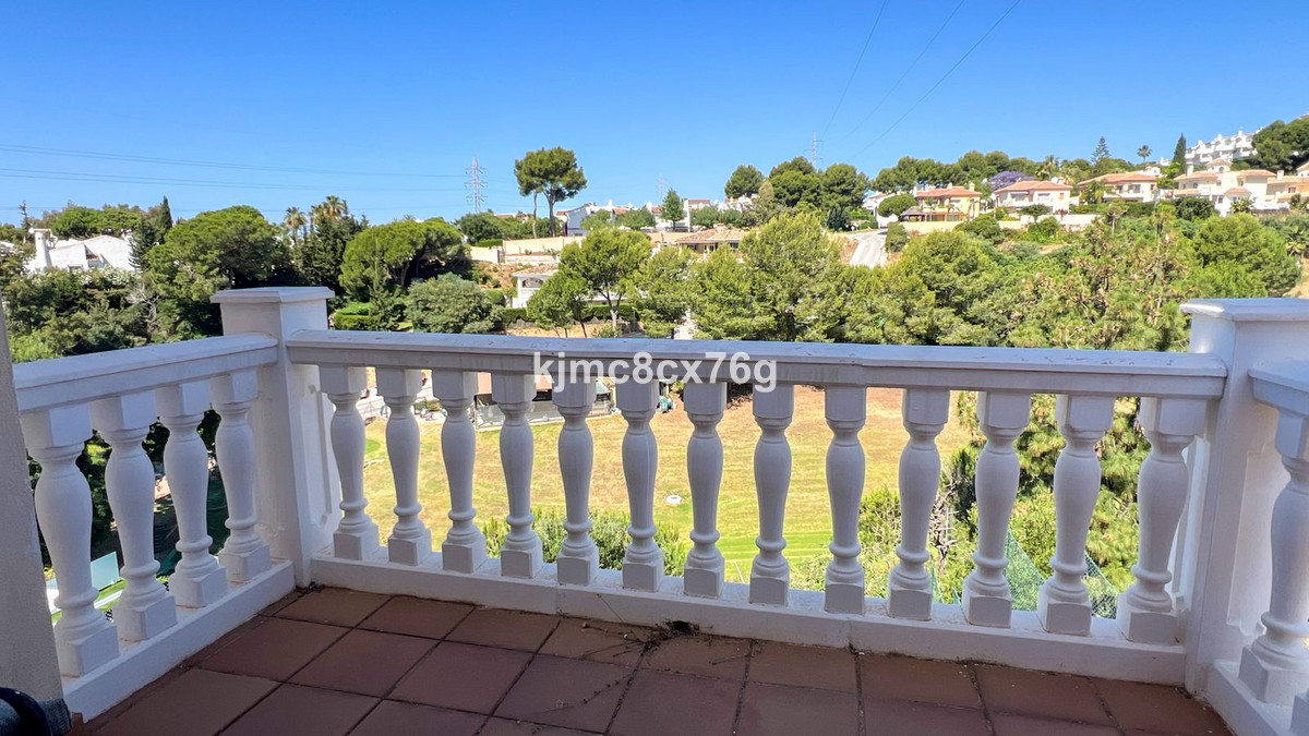 Huis te koop in Calahonda | 5 slaapkamers H5388100