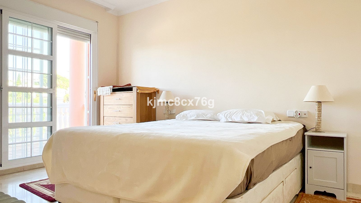 Huis te koop in Calahonda | 5 slaapkamers H5388100