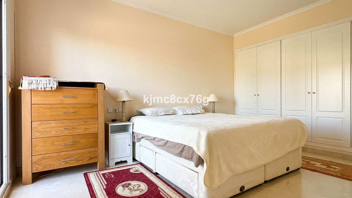 Huis te koop in Calahonda | 5 slaapkamers H5388100