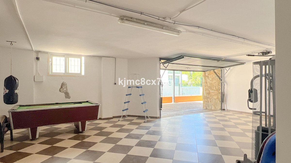 Huis te koop in Calahonda | 5 slaapkamers H5388100