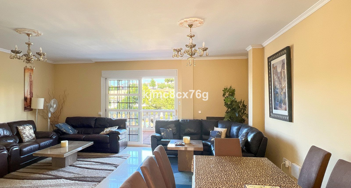 Huis te koop in Calahonda | 5 slaapkamers H5388100