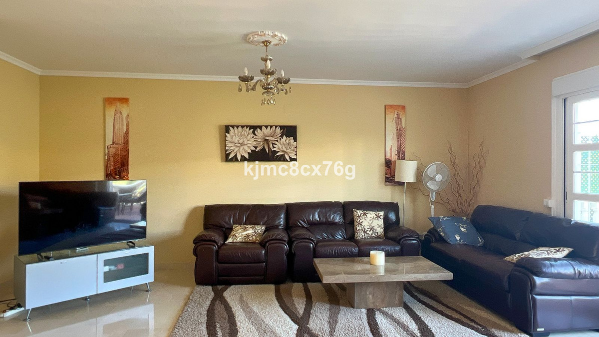 Huis te koop in Calahonda | 5 slaapkamers H5388100