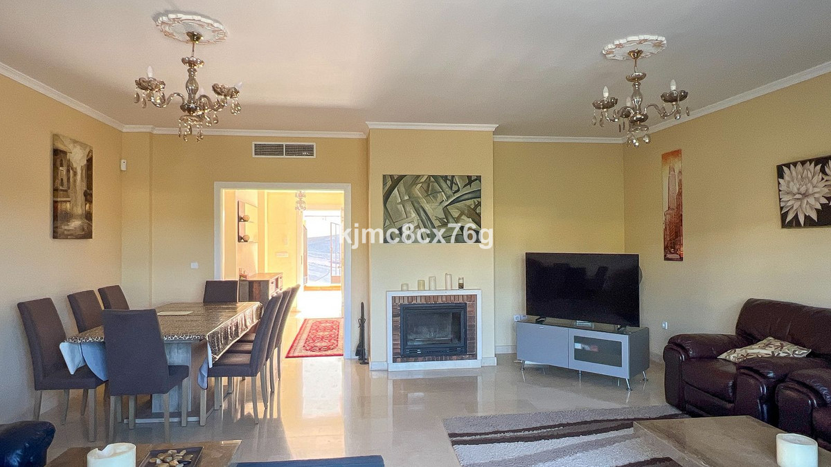 Huis te koop in Calahonda | 5 slaapkamers H5388100