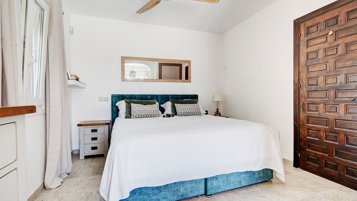 Huis te koop in Calahonda | 4 slaapkamers H5389099