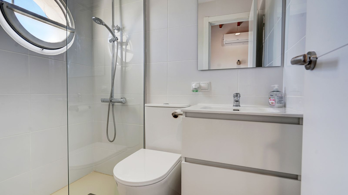 Huis te koop in Calahonda | 4 slaapkamers H5389099