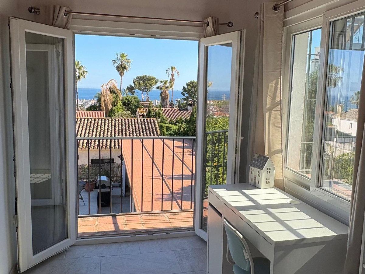 Huis te koop in Calahonda | 4 slaapkamers H5389099