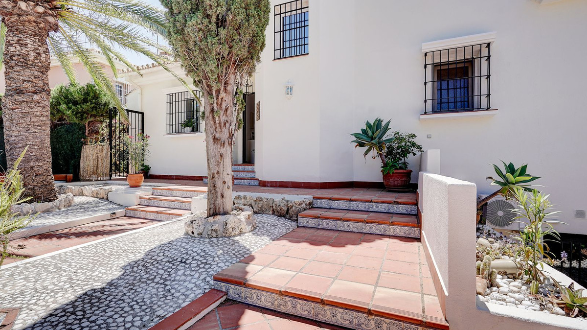 Huis te koop in Calahonda | 4 slaapkamers H5389099