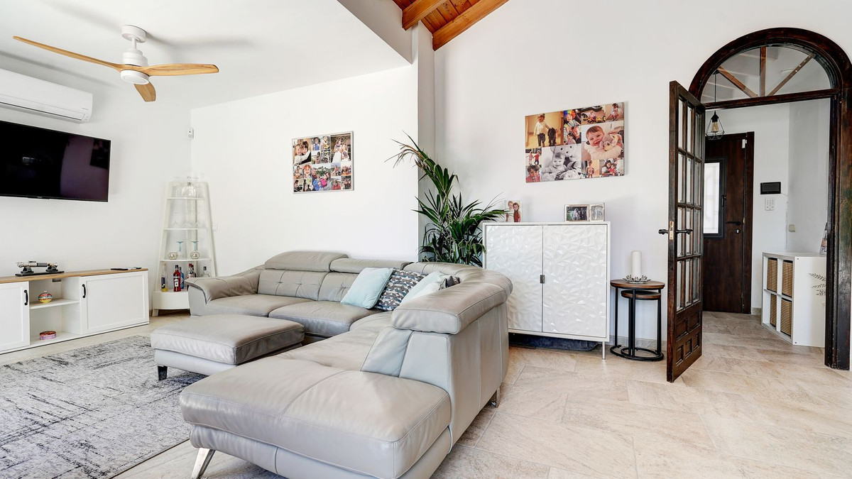 Huis te koop in Calahonda | 4 slaapkamers H5389099