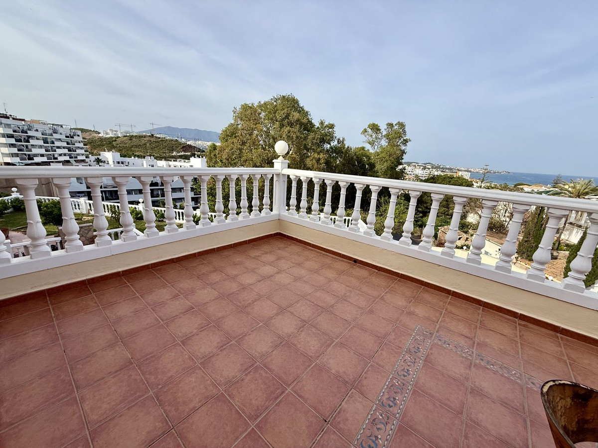 Huis te koop in Calahonda | 6 slaapkamers H5400106