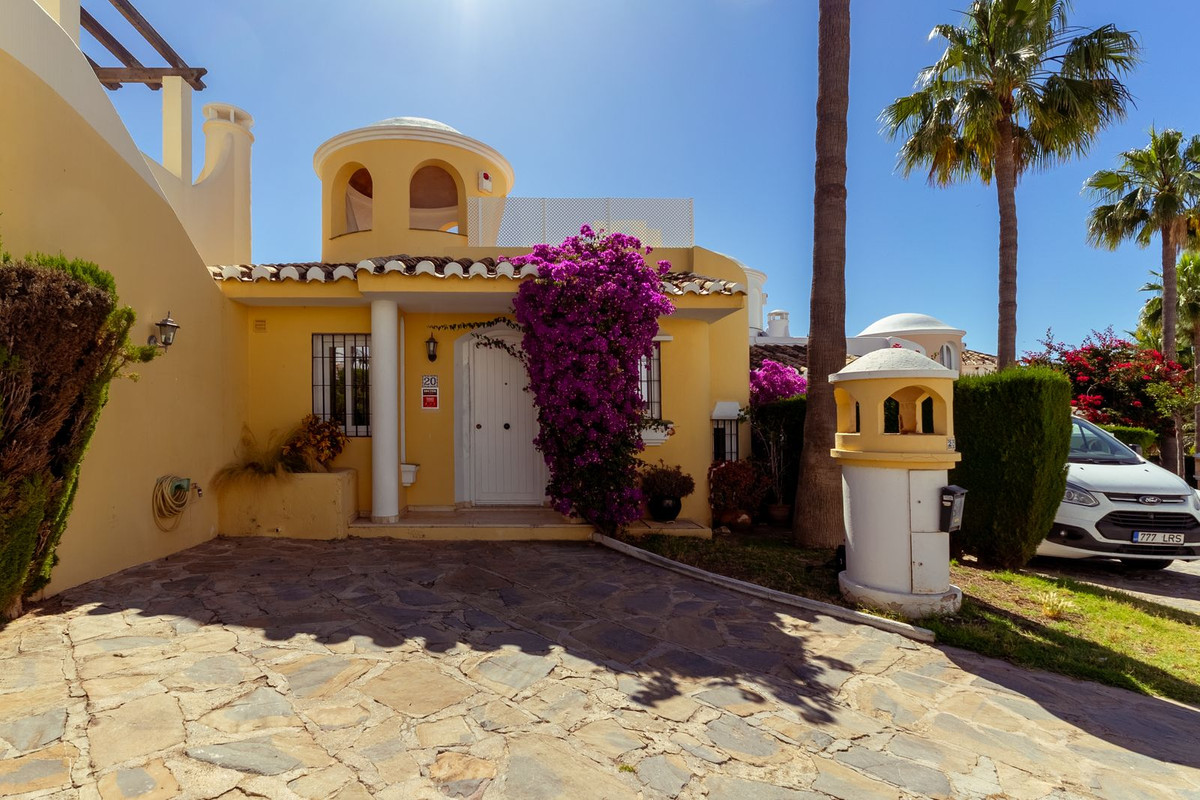 Huis te koop in Calahonda | 3 slaapkamers H5416999