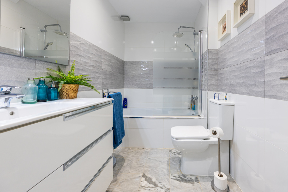 Huis te koop in Calahonda | 4 slaapkamers H5424781