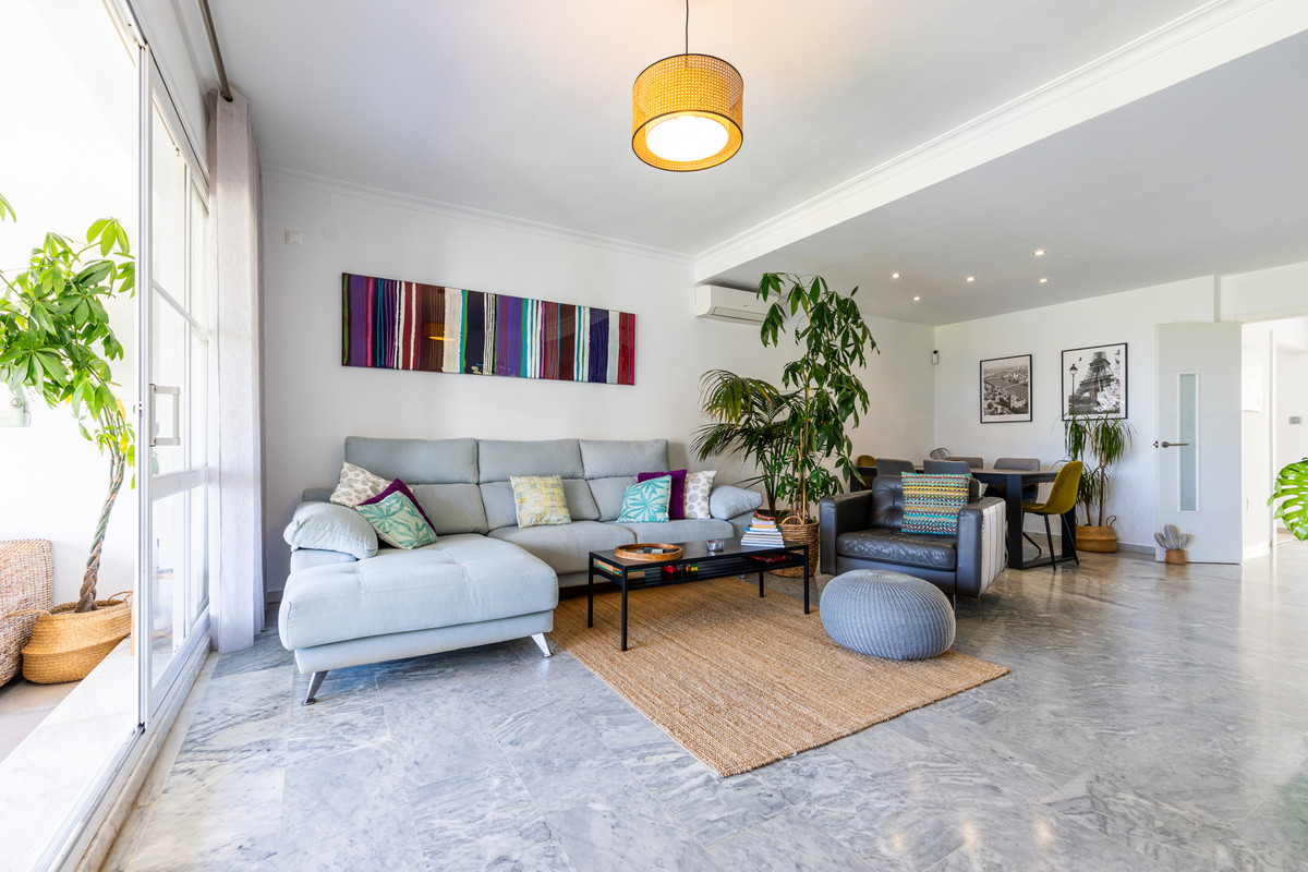 Huis te koop in Calahonda | 4 slaapkamers H5424781
