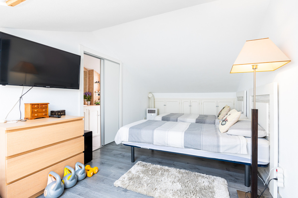Huis te koop in Calahonda | 4 slaapkamers H5424781