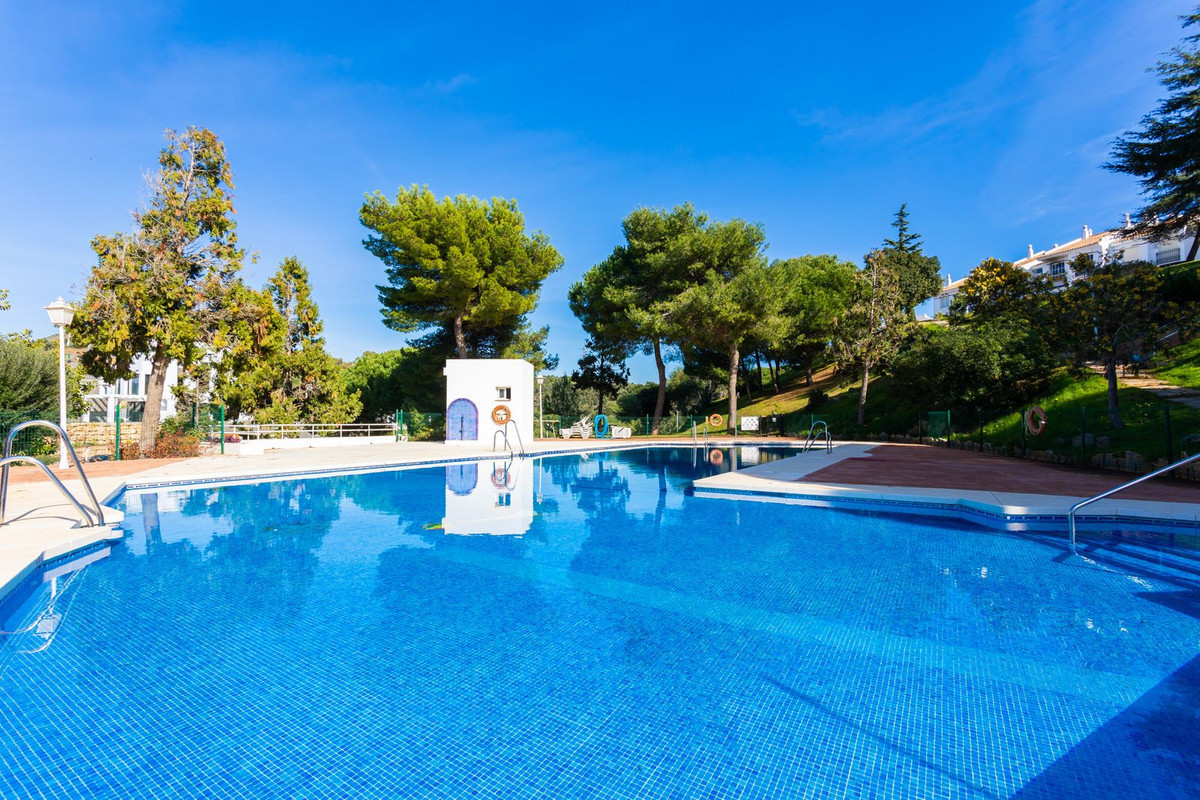 Huis te koop in Calahonda | 4 slaapkamers H5424781