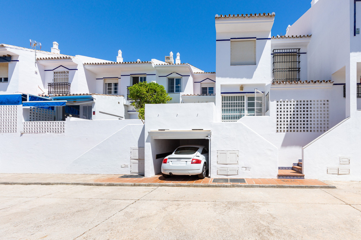 Huis te koop in Calahonda | 4 slaapkamers H5424781